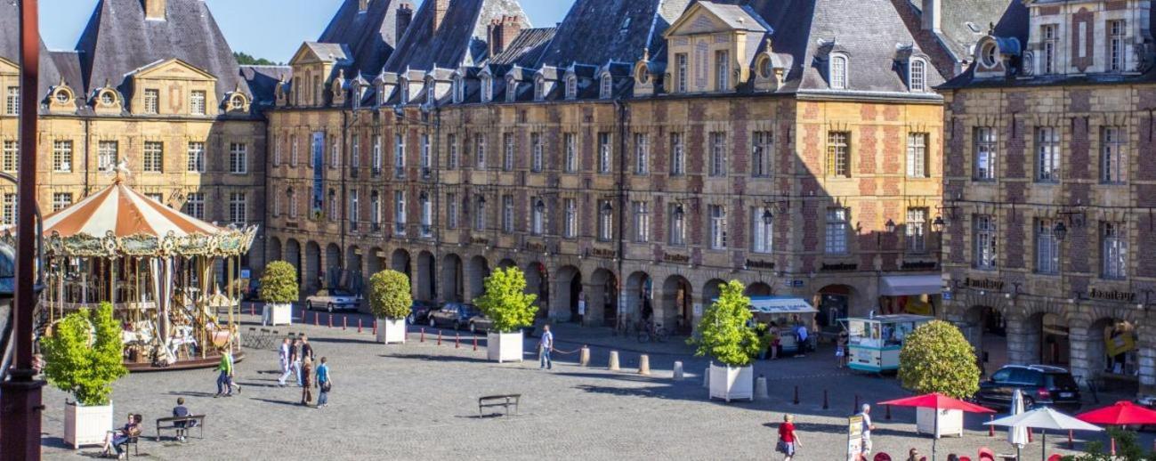 Le Bourbon Hypercentre Apartman Charleville-Mézières Kültér fotó